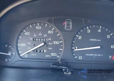 1997 Subaru Legacy L из США, поврежденный, VIN 4S3BD4350V7206641